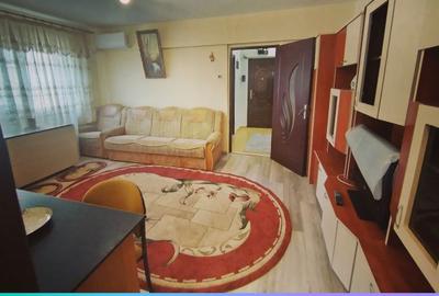 Apartament cu 2 camere semidecomandat în Alexandru cel Bun