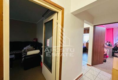 Apartament cu 3 camere decomandat, mobilat în Alfa - 5