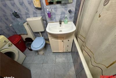 Apartament cu 2 camere nedecomandat în Republicii