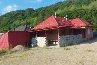 Casă individuală cu 2 camere cu Teren 576 Mp în Poieni - 2