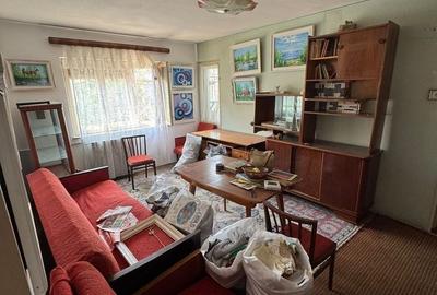 Apartament cu 3 camere semidecomandat în Ultracentral
