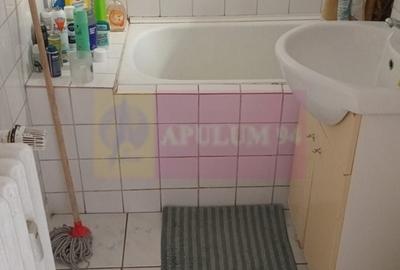 Apartament cu 2 camere semidecomandat, mobilat în Titan