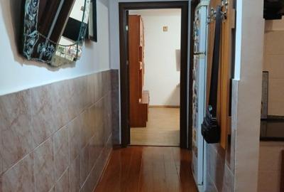 Apartament cu 2 camere nedecomandat în Central