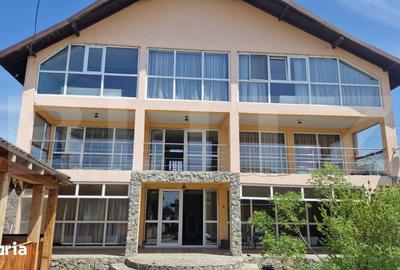 Casă cu 7 camere cu Teren 700 Mp în Gura Foii - 3