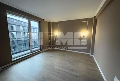 Apartament cu 3 camere decomandat, mobilat în Exterior Est