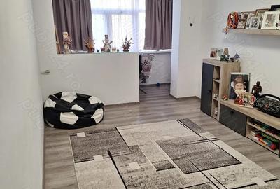 Apartament cu 2 camere decomandat în Central - 2