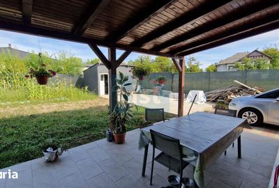 Casă cu 5 camere cu Teren 720 Mp în Central