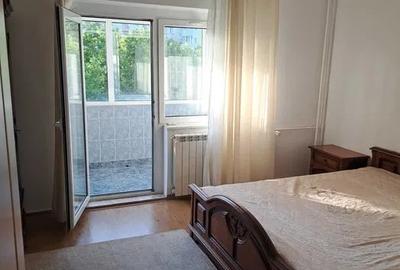 Apartament cu 2 camere semidecomandat, mobilat în Dristor