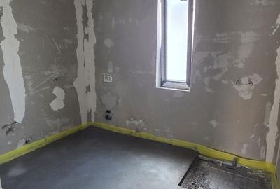 Casă cu 4 camere cu Teren 480 Mp în Central