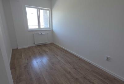 Apartament cu 2 camere nedecomandat în Florești