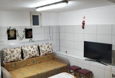 Garsonieră semidecomandată, mobilată în P-ța Muncii