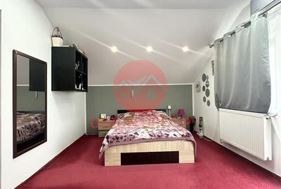 Casă cu 4 camere cu Teren 300 Mp în Central