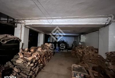 Casă cu 7 camere cu Teren 467 Mp în Central - 4