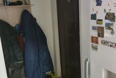 Apartament cu 3 camere semidecomandat în Central - 3