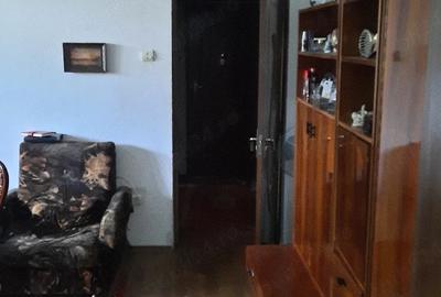 Apartament cu 3 camere semidecomandat în Central - 5