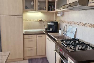 Apartament cu 3 camere decomandat în Nord - 1