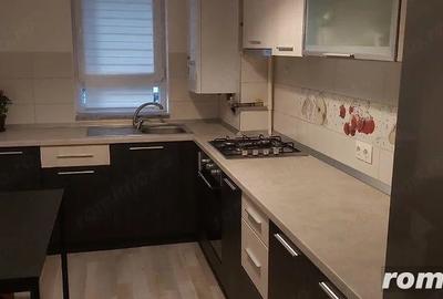 Garsonieră decomandată în Lipovei