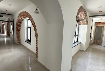 Birou, de 67.599998474121 mp, în Ultracentral - 5