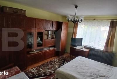 Casă cu 3 camere cu Teren 830 Mp în Central