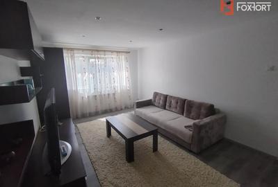Apartament cu 2 camere decomandat în Girocului