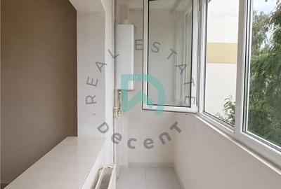 Apartament cu 3 camere decomandat în Astra