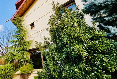 Casă individuală cu 7 camere cu Canalizare în Băneasa - 1