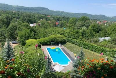 Casă individuală cu 7 camere cu Canalizare în Cornu de Jos (Cornu) - 1
