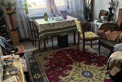 Apartament cu 3 camere decomandat în Rogerius