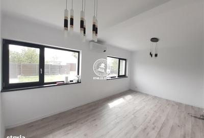 Casă cu 4 camere în Breazu