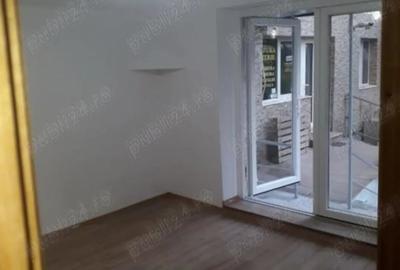 Spațiu comercial, de 30 mp, în Central
