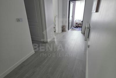 Casă cu 4 camere cu Teren 1191 Mp în Romanești
