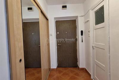Garsonieră decomandată în Nerva Traian