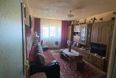 Apartament cu 2 camere decomandat în Lazaret - 2