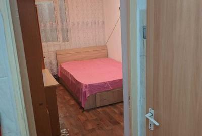 Apartament cu 2 camere decomandat în Radu Negru