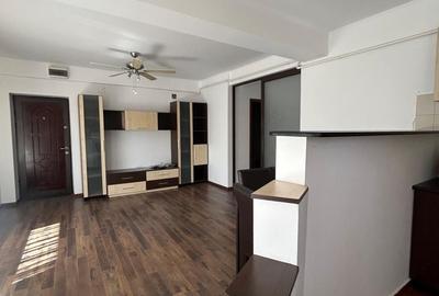 Apartament cu 3 camere decomandat în Bujoreni
