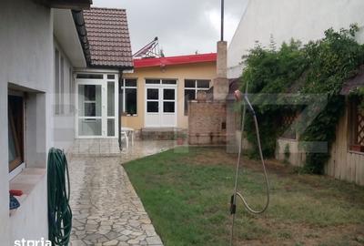 Casă cu 3 camere cu Teren 339 Mp în Central - 2