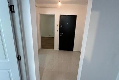 Apartament cu 2 camere decomandat în Nicolina