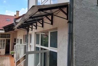 Casă individuală cu 7 camere cu Canalizare în Central - 3