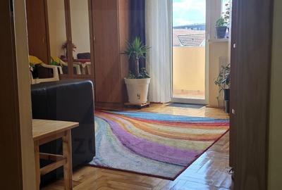 Apartament cu 2 camere decomandat, mobilat în Lazaret