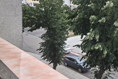 Apartament cu 3 camere nedecomandat în Central