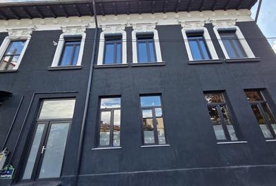 Apartament cu 3 camere decomandat în Parcul Carol