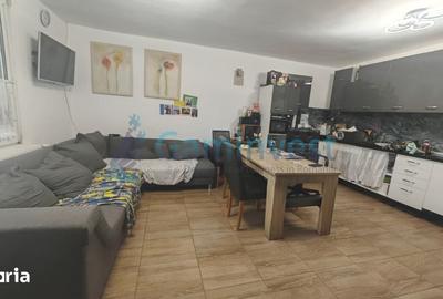 Casă cu 5 camere cu Teren 968 Mp în Biharia