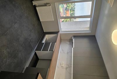 Apartament cu 3 camere semidecomandat în Gara de Nord - 2