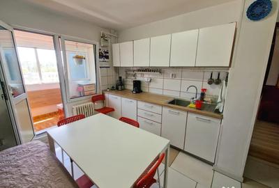 Apartament cu 3 camere decomandat în Titan - 7