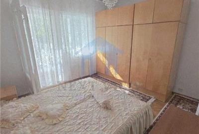 Apartament cu 3 camere decomandat în Mărăști