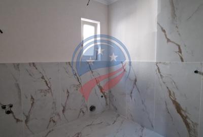 Casă cu 4 camere cu Teren 480 Mp în Malu Mare