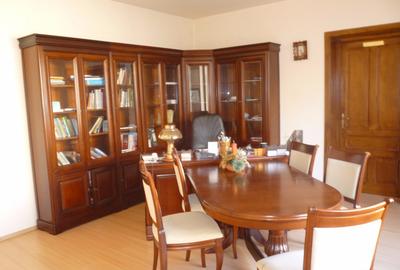 Spațiu comercial, de 420 mp, în Ultracentral - 8
