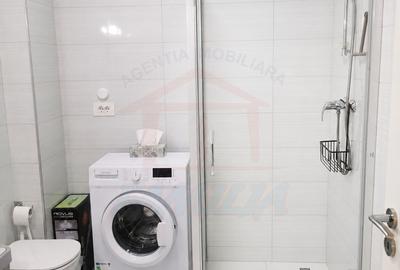 Apartament cu 2 camere, mobilat în Micro 17
