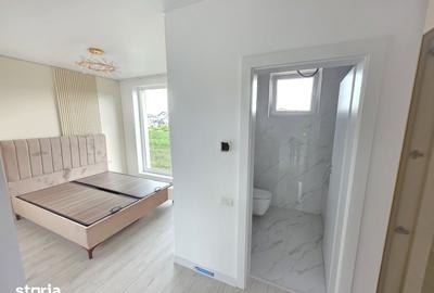 Casă cu 4 camere cu Teren 200 Mp în Central - 17