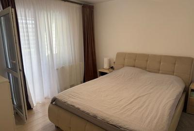 Apartament cu 3 camere decomandat în Triaj - 1